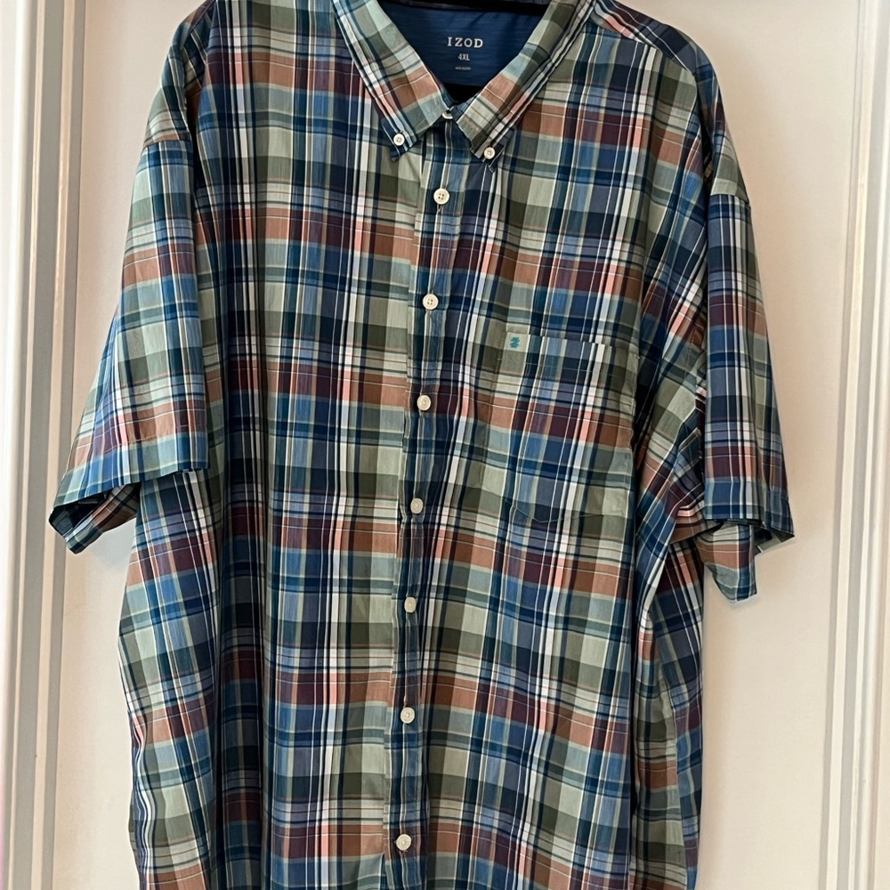 Izod Men's Multicolor Plaid Button Down Shirt